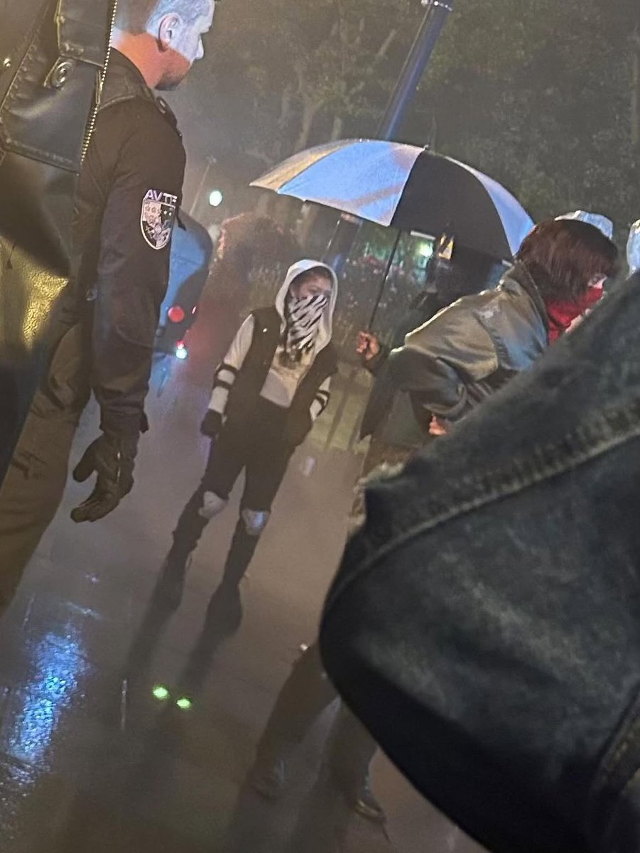 _DaredevilShots's tweet photo. First look at Angela Del Toro in a homemade White Tiger outfit on the set of #DaredevilBornAgain season 2.

(📸: @RayyanTCG) https://t.co/Dx0oaPlc4n