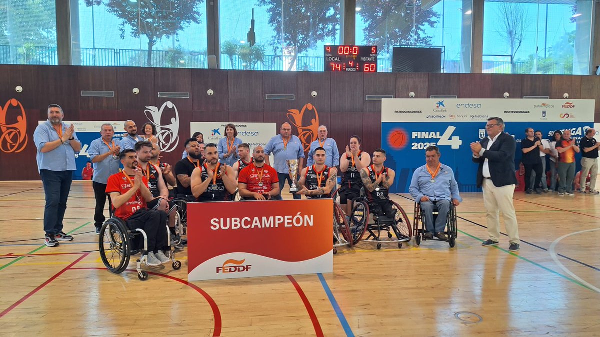 Ilunion, campeón 🏆 invicto de la SuperLiga <a href="/Fundacion_ONCE/">Fundación ONCE</a> 

El equipo madrileño conquista el título tras 2⃣4⃣ victorias seguidas, la última en la final ante <a href="/BsramiabA/">BSR amiab Albacete</a> 

Noticia 👇
acortar.link/QPBws6
🏀🏀🏀
#baloncesto #wheelchairbasket #basket