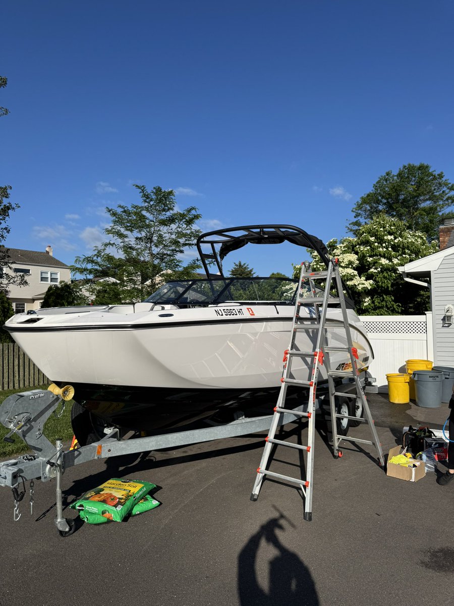 JimmyTints's tweet image. Job 1 of 3 today.

Little boat action!