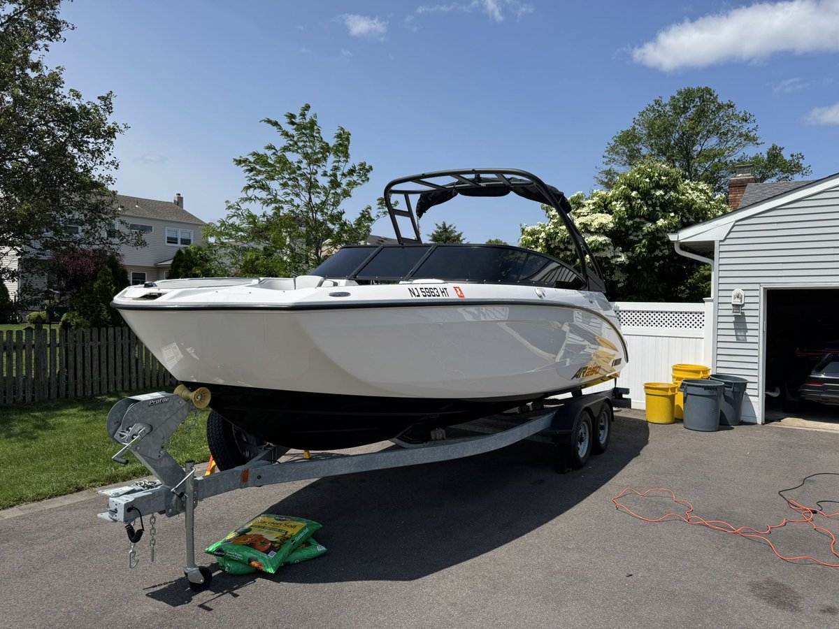 JimmyTints's tweet image. Job 1 of 3 today.

Little boat action!