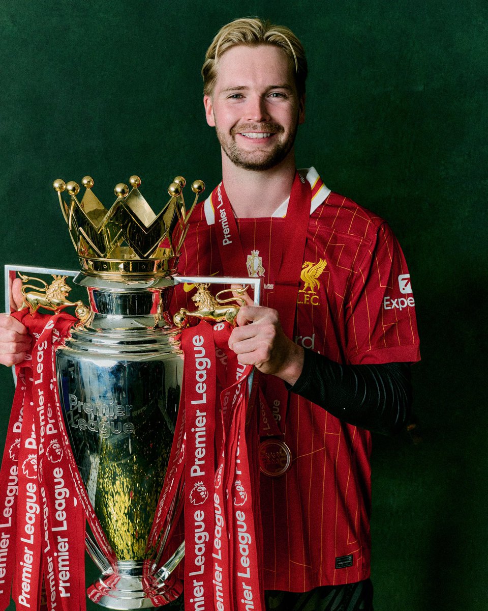 Thank you for 7 seasons of being the best backup keeper we needed. We will never forget those 2 Carabao Cup final wins. 

Wish you all the best as a No.1 at Brentford, Caoimhin Kelleher! 🇮🇪