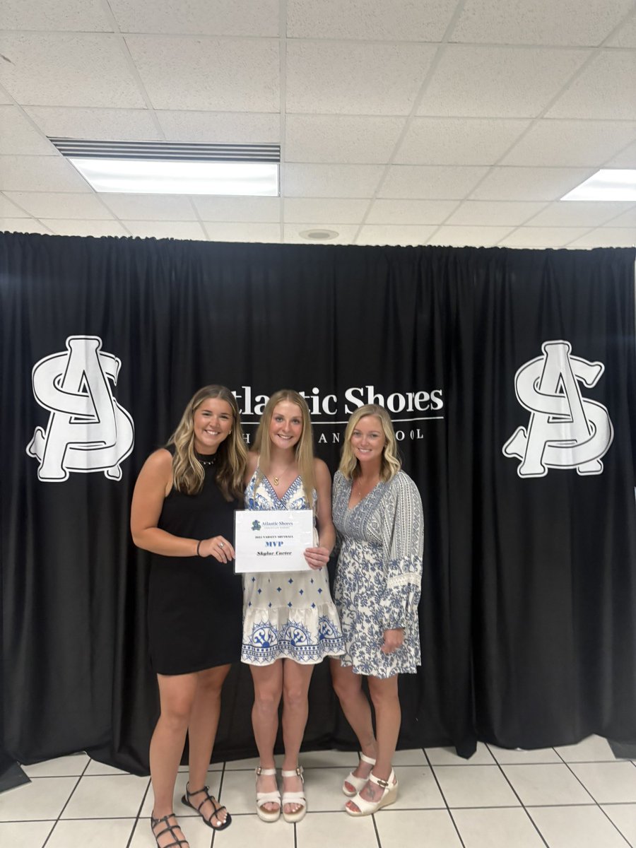 Skylar Carter (@skylarcarter03) on Twitter photo So blessed to be awarded state team, metro conference team and MVP this season! AGTG for it all and can’t wait to bring it to this weekend in Richmond with <a href="/OHE18UNational/">OHE 18U Kellogg/Miller</a> ‼️‼️<a href="/WingateSoftball/">Wingate Softball</a> <a href="/ElonSoftball/">Elon Softball</a> <a href="/UNCP_Softball/">UNCP SOFTBALL</a> <a href="/lynchburg_sb/">Lynchburg Softball</a> <a href="/CharlotteSB/">Charlotte Softball</a> <a href="/softballferrum/">Ferrum Softball</a> <a href="/UNCWsoftball/">UNCW Softball</a> So blessed to be awarded state team, metro conference team and MVP this season! AGTG for it all and can’t wait to bring it to this weekend in Richmond with <a href="/OHE18UNational/">OHE 18U Kellogg/Miller</a> ‼️‼️<a href="/WingateSoftball/">Wingate Softball</a> <a href="/ElonSoftball/">Elon Softball</a> <a href="/UNCP_Softball/">UNCP SOFTBALL</a> <a href="/lynchburg_sb/">Lynchburg Softball</a> <a href="/CharlotteSB/">Charlotte Softball</a> <a href="/softballferrum/">Ferrum Softball</a> <a href="/UNCWsoftball/">UNCW Softball</a>