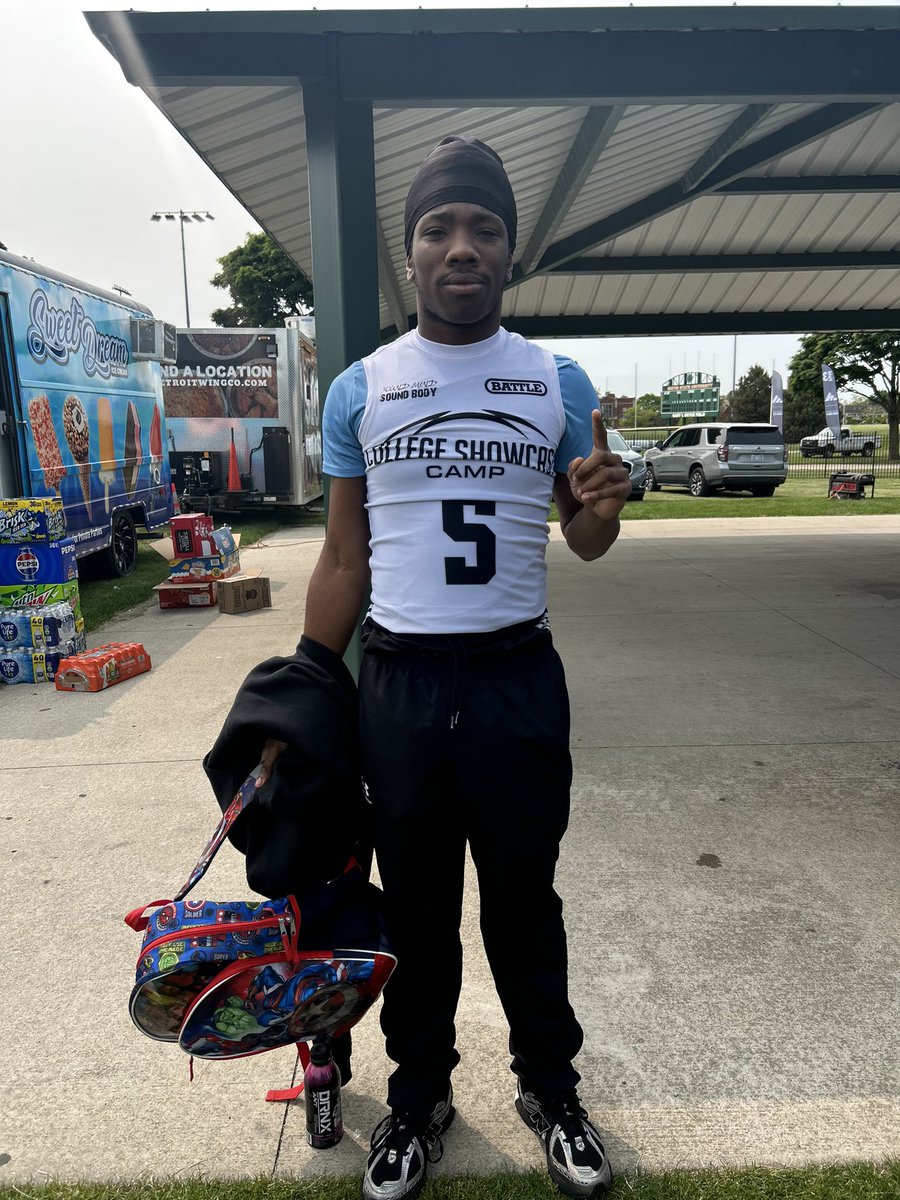 Coach Sewell (@sewell2626) on Twitter photo Pershing’s Big Time Skill Athletes <a href="/troydagoat111/">Deijhone Patterson</a> #95 and #5 <a href="/dhuereid3/">Michael dhue reid</a> at the <a href="/smsbacademy/">SoundMind SoundBody®</a> Showcase today their session starts at 12 ..!
<a href="/MIexposure/">Michigan exposure</a> <a href="/PrepRedzoneMI/">Prep Redzone Michigan</a> <a href="/TheD_Zone/">The D Zone</a> <a href="/DetroitPer81238/">Detroit Pershing Doughboys Football</a> Pershing’s Big Time Skill Athletes <a href="/troydagoat111/">Deijhone Patterson</a> #95 and #5 <a href="/dhuereid3/">Michael dhue reid</a> at the <a href="/smsbacademy/">SoundMind SoundBody®</a> Showcase today their session starts at 12 ..!
<a href="/MIexposure/">Michigan exposure</a> <a href="/PrepRedzoneMI/">Prep Redzone Michigan</a> <a href="/TheD_Zone/">The D Zone</a> <a href="/DetroitPer81238/">Detroit Pershing Doughboys Football</a>