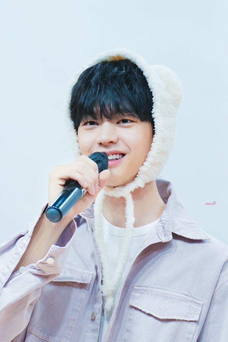 250118  시그팬싸
뽀용성재
.
.
#성재 #육성재 #비투비 #BTOB