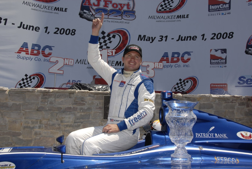 HoursofRacing's tweet image. On this day in 2008, Bobby Wilson won the Milwaukee 100 at Milwaukee Mile 

It was his 3rd and final career Indy Lights(@INDYNXT) win

#IndyLights #INDYNXT