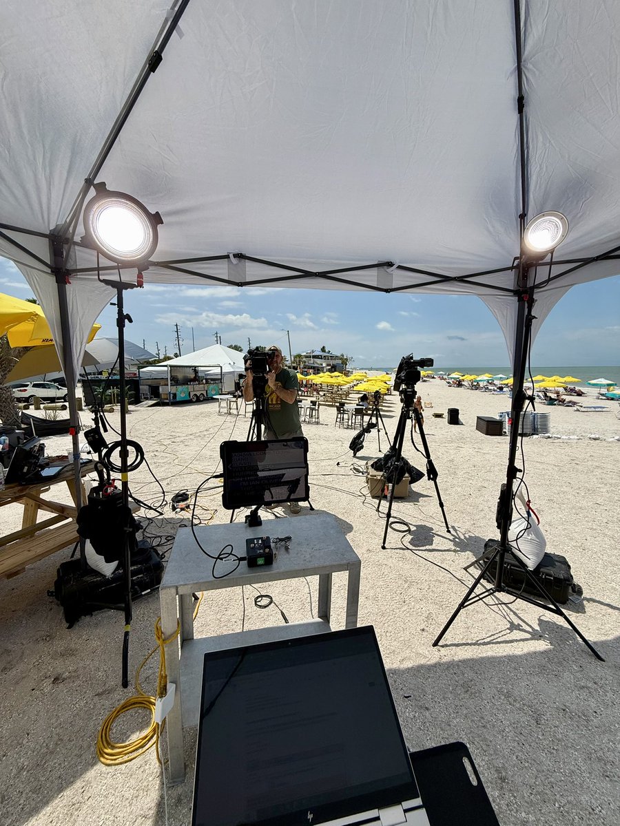 IanOliverWX's tweet image. The 2025 Atlantic hurricane season has begun - and we’re getting you ready for it! 🌀
Tune into @foxweather 12-3P ET for Hurricane HQ: Eye On The Season