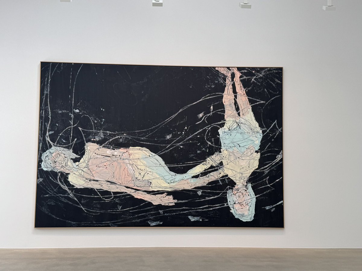 anece's tweet photo. Corps disloqués, chairs fantomatiques… Chez Baselitz, la figure humaine vacille, rongée par le temps. À la Galerie Ropac de Pantin, la décrépitude du corps est sublimée… https://t.co/D2DxJkL3k8