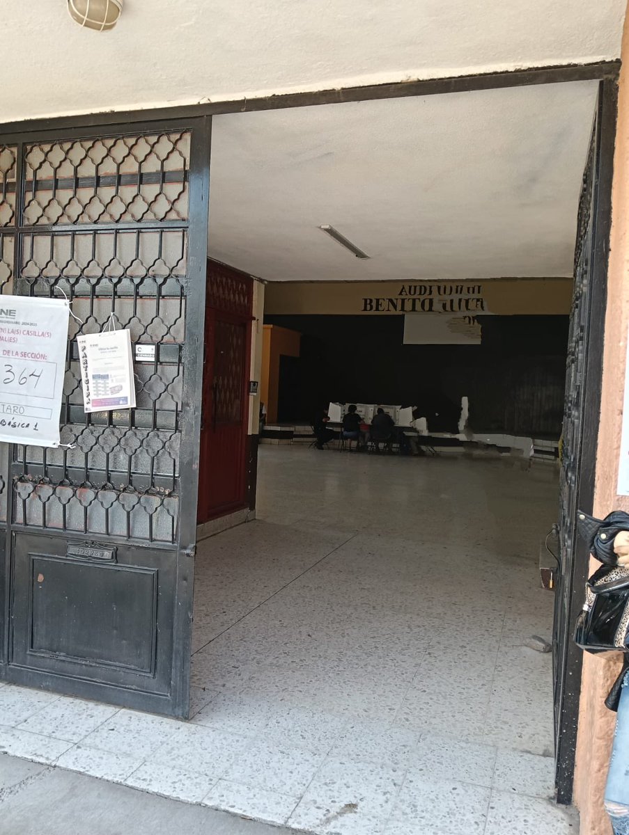 Laura 🌸 (@lauramex) on Twitter photo Ríos de gente votando en la #ElecciónJudicial
Esto demuestra la confianza que tenemos los mexicanos en el INE y en la secta de Morena.
Las Hadas #Querétaro
#UrnasVacías
📸 <a href="/1965sln/">sheny leon</a> Ríos de gente votando en la #ElecciónJudicial
Esto demuestra la confianza que tenemos los mexicanos en el INE y en la secta de Morena.
Las Hadas #Querétaro
#UrnasVacías
📸 <a href="/1965sln/">sheny leon</a>