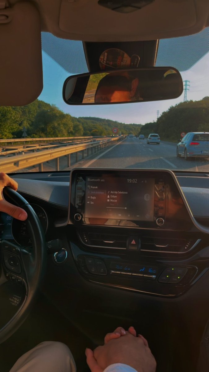 2 yılı devirdik askla sözlesmeyi uzattik