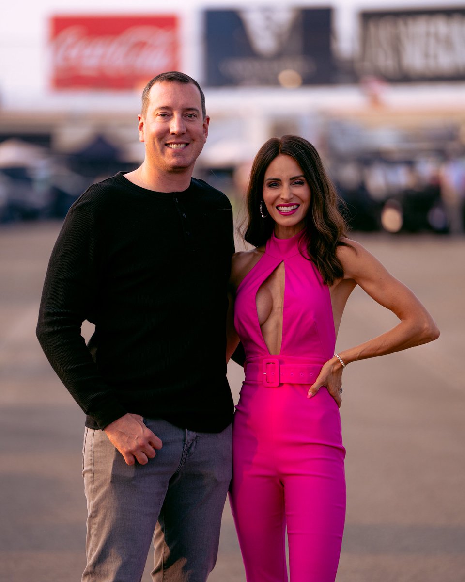 KyleBusch's tweet image. Happy Birthday to my 🔥🔥🔥 wife! Thank you for always being by my side through it all. We’re raising two great kids that have us on a one of a kind journey, and I wouldn’t want to share it with anyone else. Love you!! 💕💗