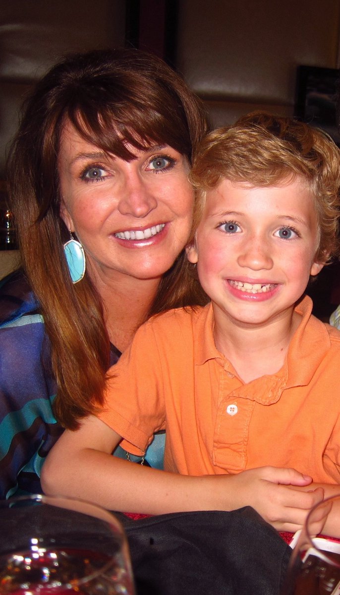 TNADixie's tweet image. HAPPY 19th BIRTHDAY to my baby! I wish I could turn back the clock, but you are ready to take on the world! Love you more than I can say. More proud of you than there are words. Have the greatest year EVER! Going to miss you soooooo much!