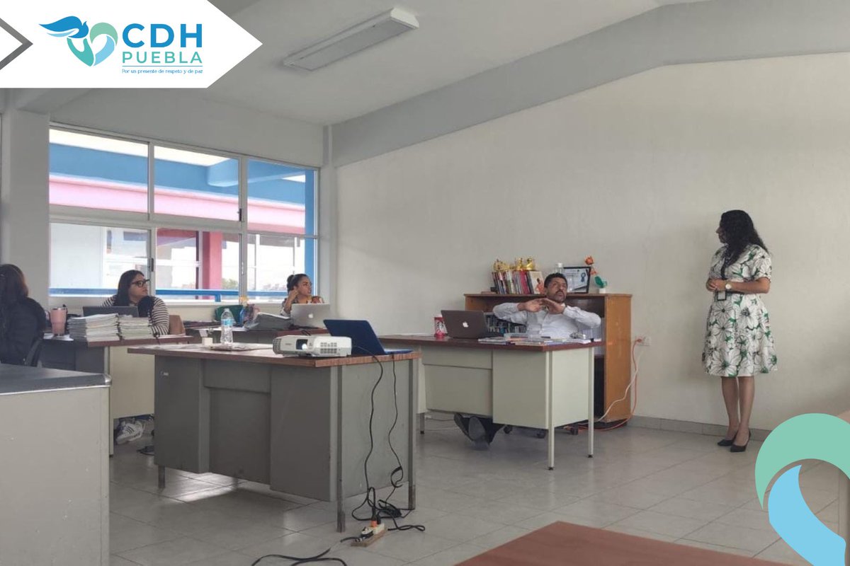 📚✨ "Uso de Lenguaje Incluyente y no Sexista" fue la conferencia impartida al personal docente y administrativo del Bachillerato General Oficial Francisco de Asís, en el municipio de Coronango.

La actividad fue realizada por personal de la #CDHPuebla, presidida por Isela