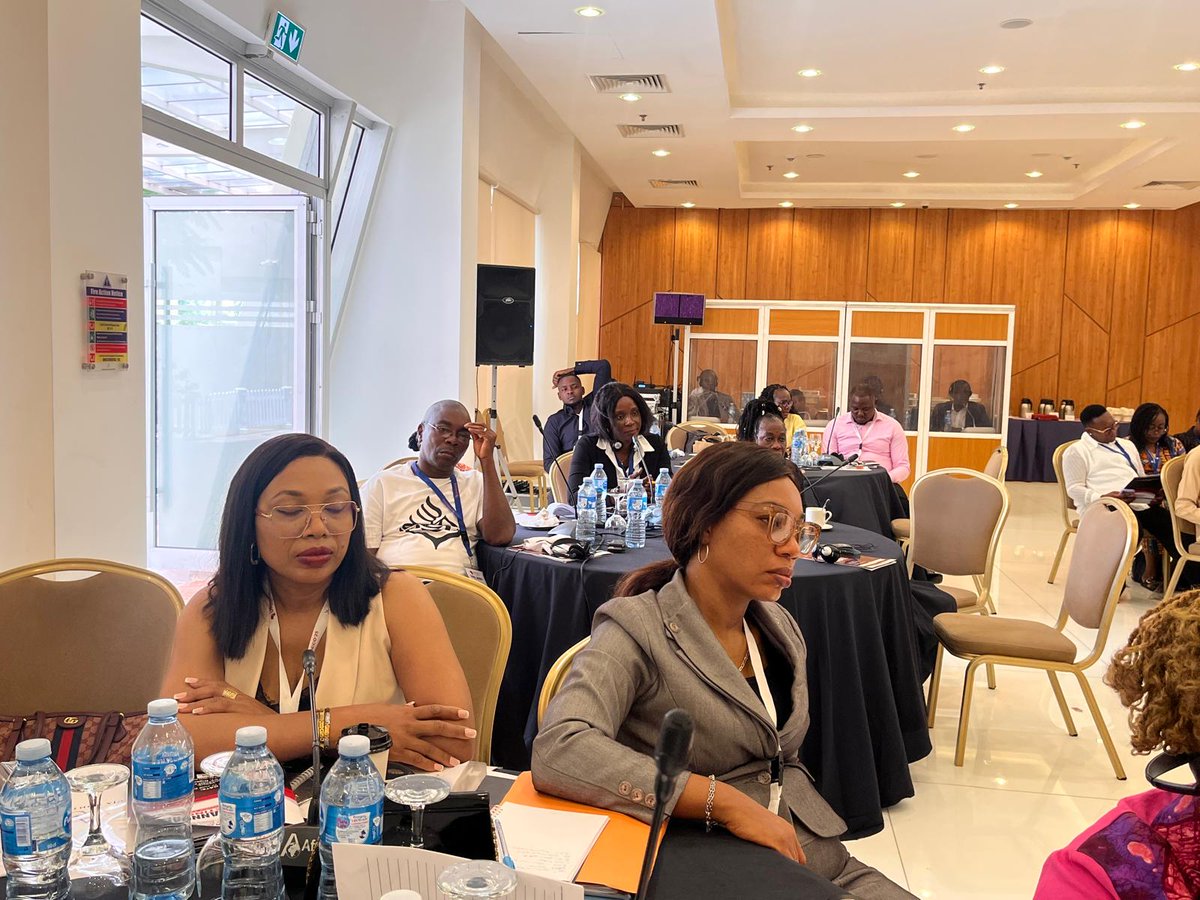 Isaacchamp1's tweet image. Enganging in Clinical Trials Training for Sickle Cell Disease in Abuja, Nigeria. We're building capacity for evidence-based healthcare, enhancing understanding of regulatory standards, and promoting local solutions to health challenges. #OneVoice #OneFight #OneAfrica