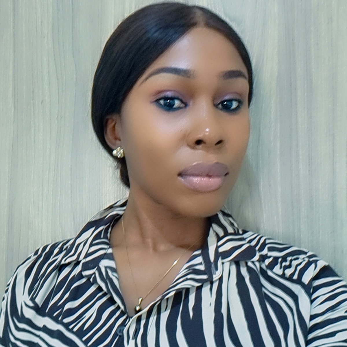 Mz_benniee's tweet image. ✌️