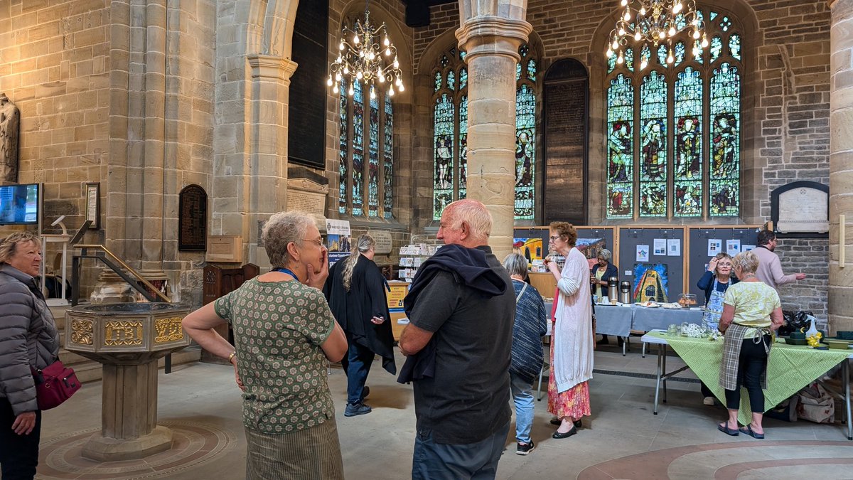 Wakefield Cathedral tweet media