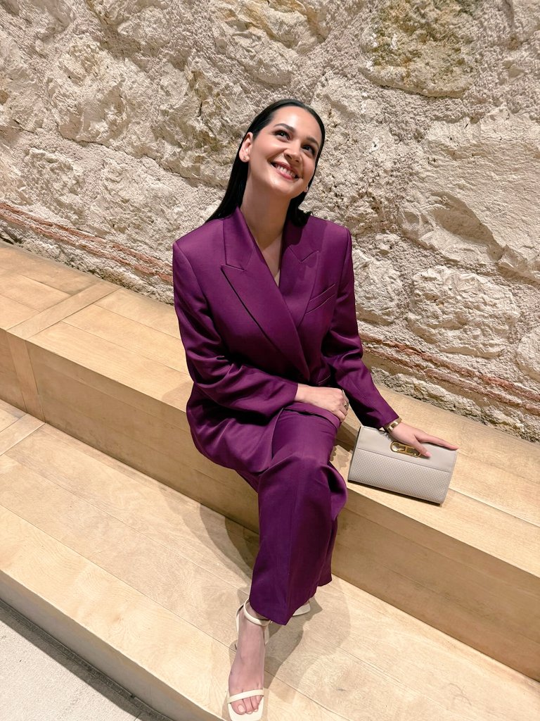 EtkinlikGyulsim's tweet photo. Ama nasıl güzel 💜😍 

#GülsimAli &amp; @GyulsimAli https://t.co/BuIqv3OmOJ