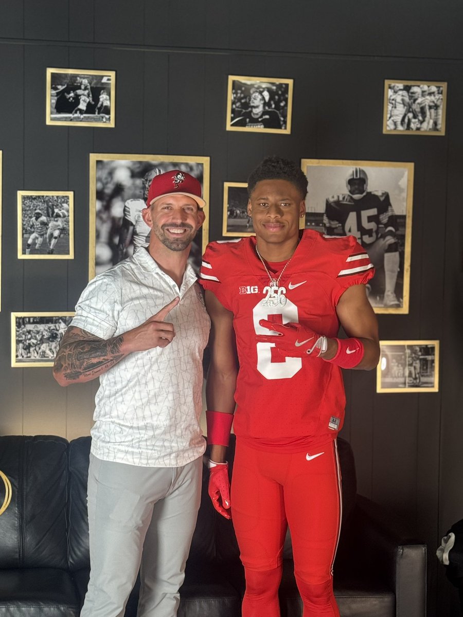 Xavier Griffin (@zay_social) on Twitter photo Locked in the whole weekend with one of the best to ever do it at Ohio State <a href="/JLaurinaitis55/">James Laurinaitis</a> !! Always love
<a href="/OhioStateFB/">Ohio State Football</a> <a href="/RedElephant_FB/">Gainesville HS Football</a> <a href="/JoshNiblett/">Josh Niblett</a> <a href="/bamamade87/">Jay Clay</a> Locked in the whole weekend with one of the best to ever do it at Ohio State <a href="/JLaurinaitis55/">James Laurinaitis</a> !! Always love
<a href="/OhioStateFB/">Ohio State Football</a> <a href="/RedElephant_FB/">Gainesville HS Football</a> <a href="/JoshNiblett/">Josh Niblett</a> <a href="/bamamade87/">Jay Clay</a>