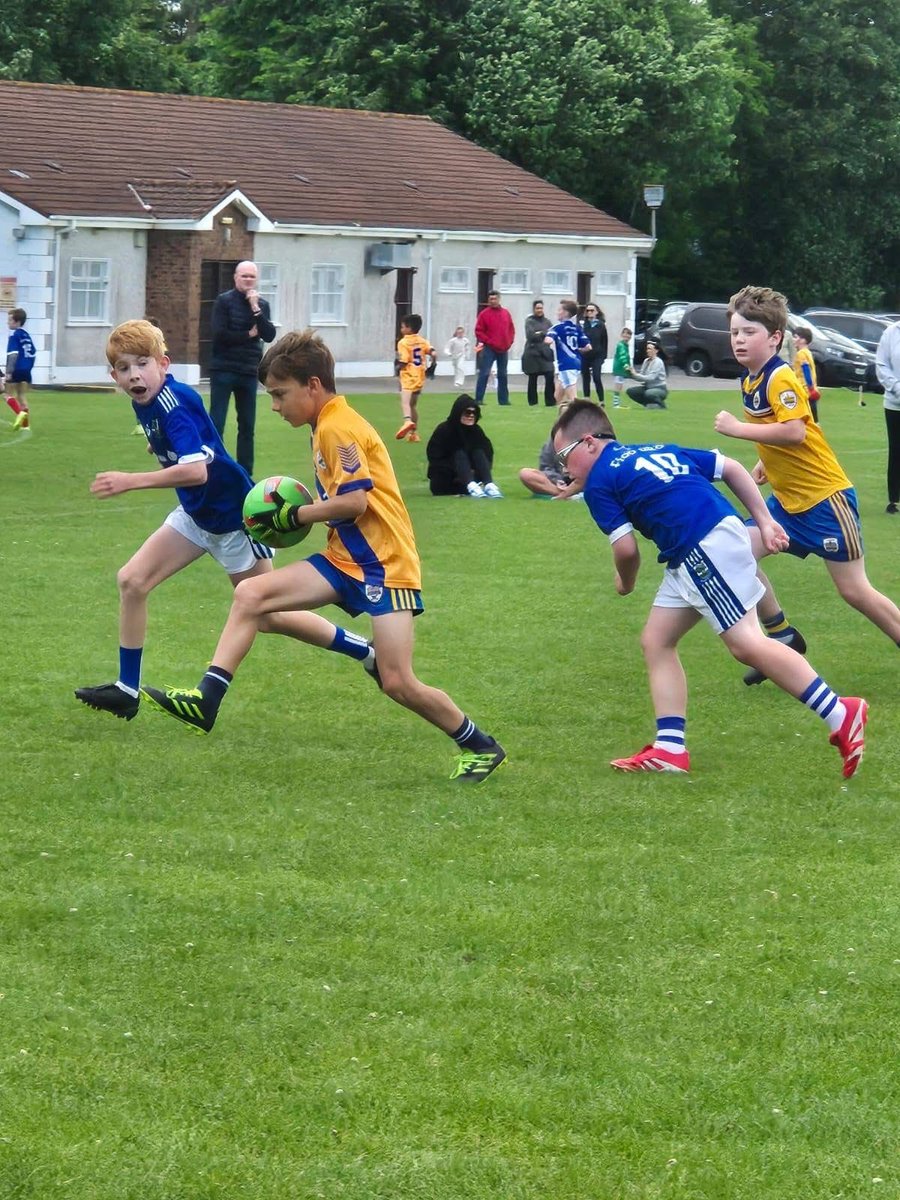 Clonmel Γg GAA (@clonmel_og) on Twitter photo U11 Go Games this morning.
Thanks to <a href="/Fethard_GAA/">Fethard GAA</a> for attending.
26 kids across 2 teams getting lots of opportunity to show off their skills in sporting games.
Shoutout to our u15 boys Conor & Ryan for reffing duties.ππ#leadership
<a href="/DavidWall101/">David Wall</a>
<a href="/SiobhanPhelan10/">Siobhan Phelan</a>
<a href="/NoelWalshie/">Noel Walsh</a> U11 Go Games this morning.
Thanks to <a href="/Fethard_GAA/">Fethard GAA</a> for attending.
26 kids across 2 teams getting lots of opportunity to show off their skills in sporting games.
Shoutout to our u15 boys Conor & Ryan for reffing duties.ππ#leadership
<a href="/DavidWall101/">David Wall</a>
<a href="/SiobhanPhelan10/">Siobhan Phelan</a>
<a href="/NoelWalshie/">Noel Walsh</a>
