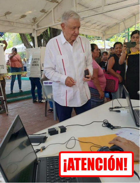 elgatopolitico_'s tweet photo. 🔴🔴¡Histórico!
Nuestro gran Presidente AMLO reaparece para ejercer su voto y cambiar de una vez por todas al corrupto Poder Judicial.

¡Te amamos, viejón! 🇲🇽🥁🥁
#Elecciones2025MX #EleccionJudicial https://t.co/TIiCmXqrUe