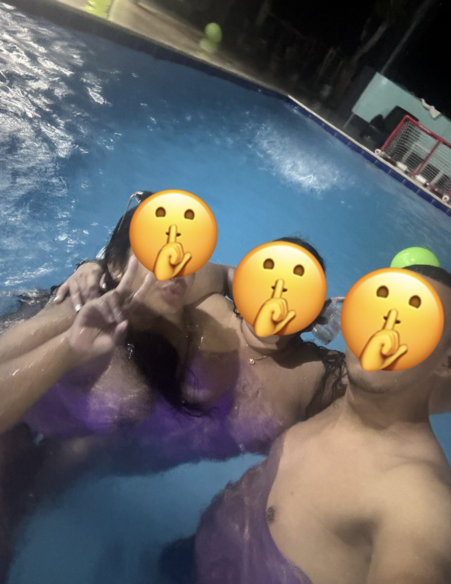 Anoche se dio la casualidad de quedarnos en la piscina con una amiga y mi mujer solos
Las 2 me dieron un buen par de razones para acompañarlas