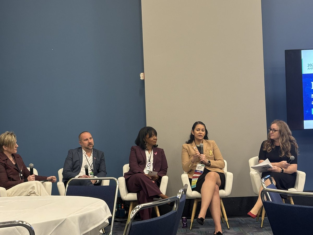 #FlorezLab (@florez_lab) on Twitter photo 🔊 <a href="/NarjustFlorezMD/">Narjust Florez, MD, FASCO</a> is live in the Patient Advocacy Lounge!
This powerful panel is diving into the role of patient advocacy in research—from design to implementation.
Let’s talk about how advocates can shape research that truly works for you. 💡🧬
Rumor has it that #HearHer pins 🔊 <a href="/NarjustFlorezMD/">Narjust Florez, MD, FASCO</a> is live in the Patient Advocacy Lounge!
This powerful panel is diving into the role of patient advocacy in research—from design to implementation.
Let’s talk about how advocates can shape research that truly works for you. 💡🧬
Rumor has it that #HearHer pins