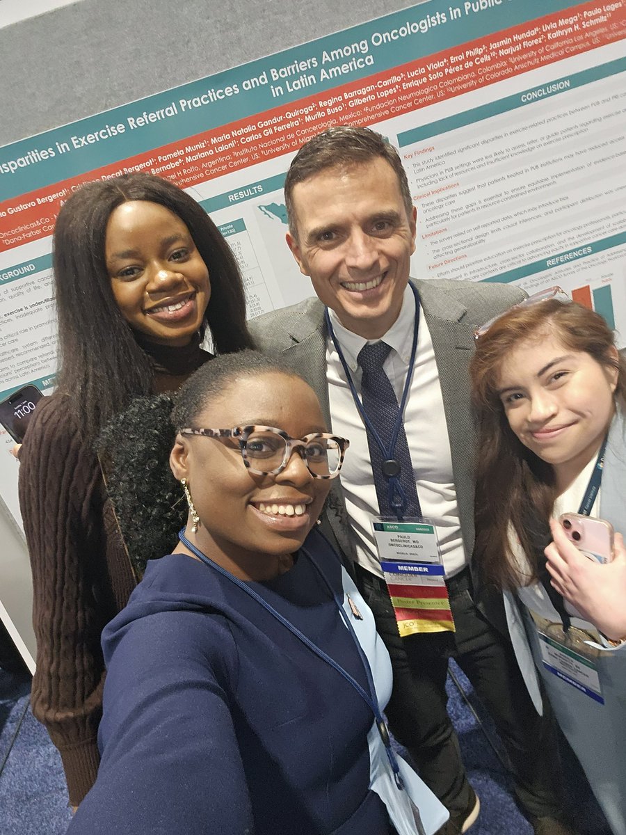 AbioyeOyepejuMD's tweet image. 📍An #ASCOTradition I love💖: 
Pictures with the amazing Bergerots @PauloBergerot @crisbergerot 

📍Stop by Posters 390 &amp;amp; 395 to hear more about their amazing work on #ExerciseOnc &amp;amp; #GeriOnc in #LATAM
#ASCO25