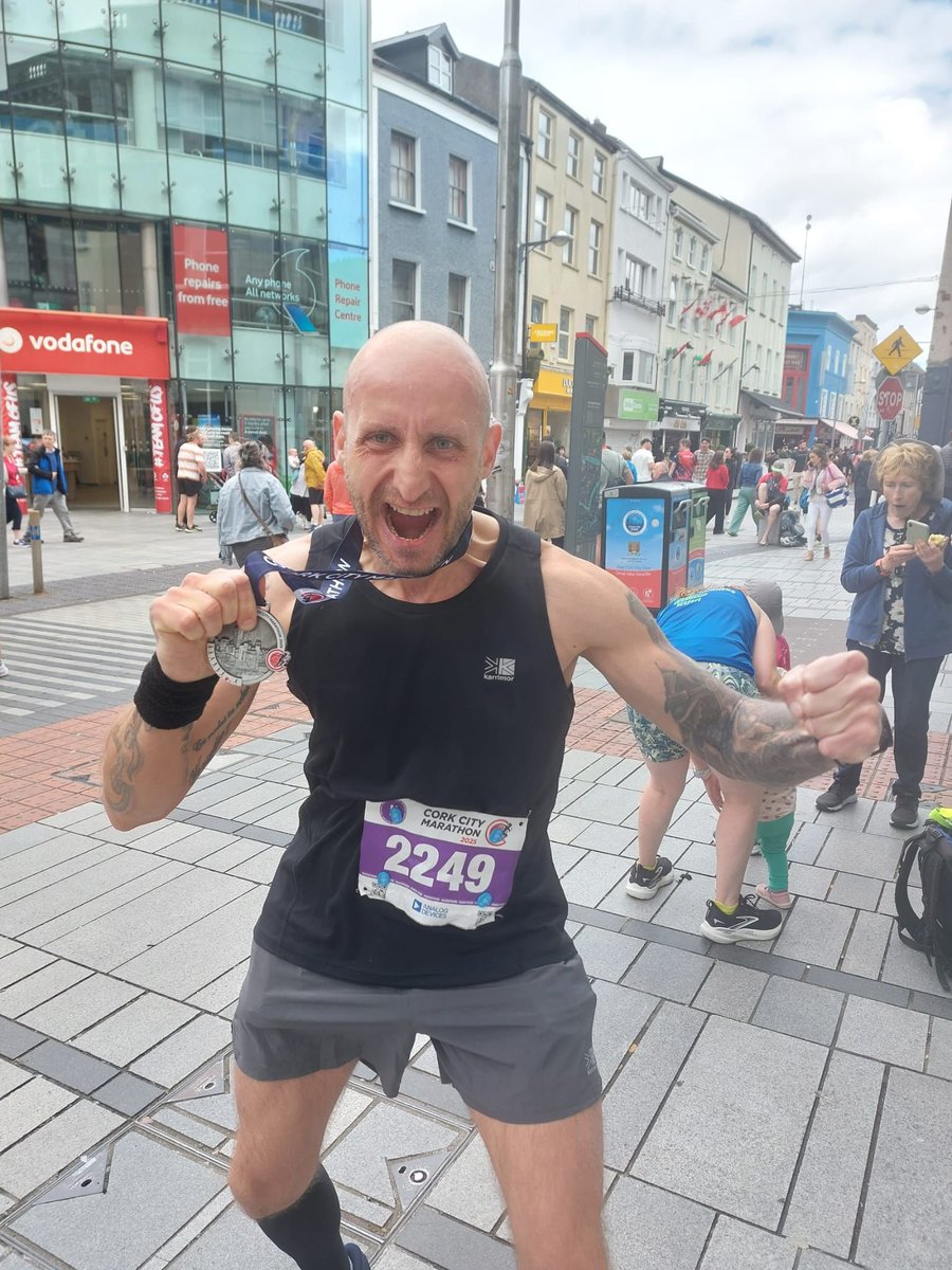 Elasnik Computers tweet media