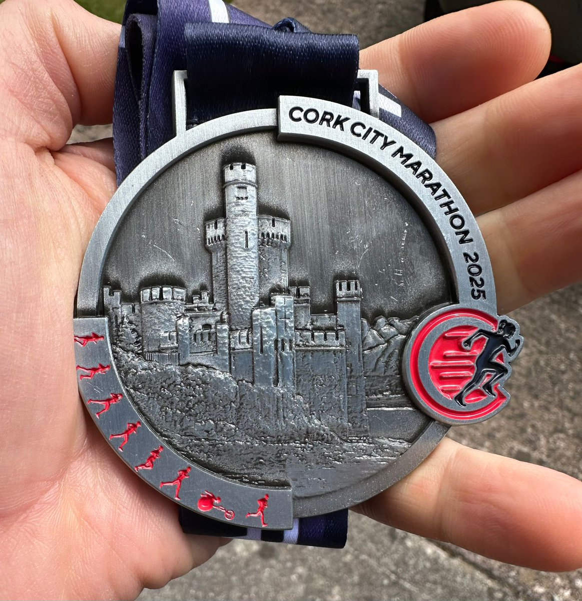 Elasnik Computers tweet media