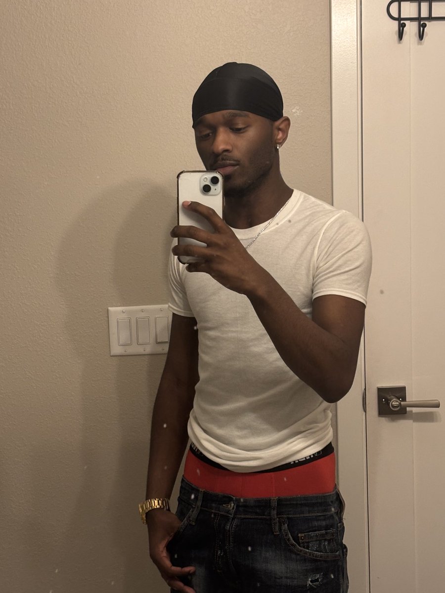 👀