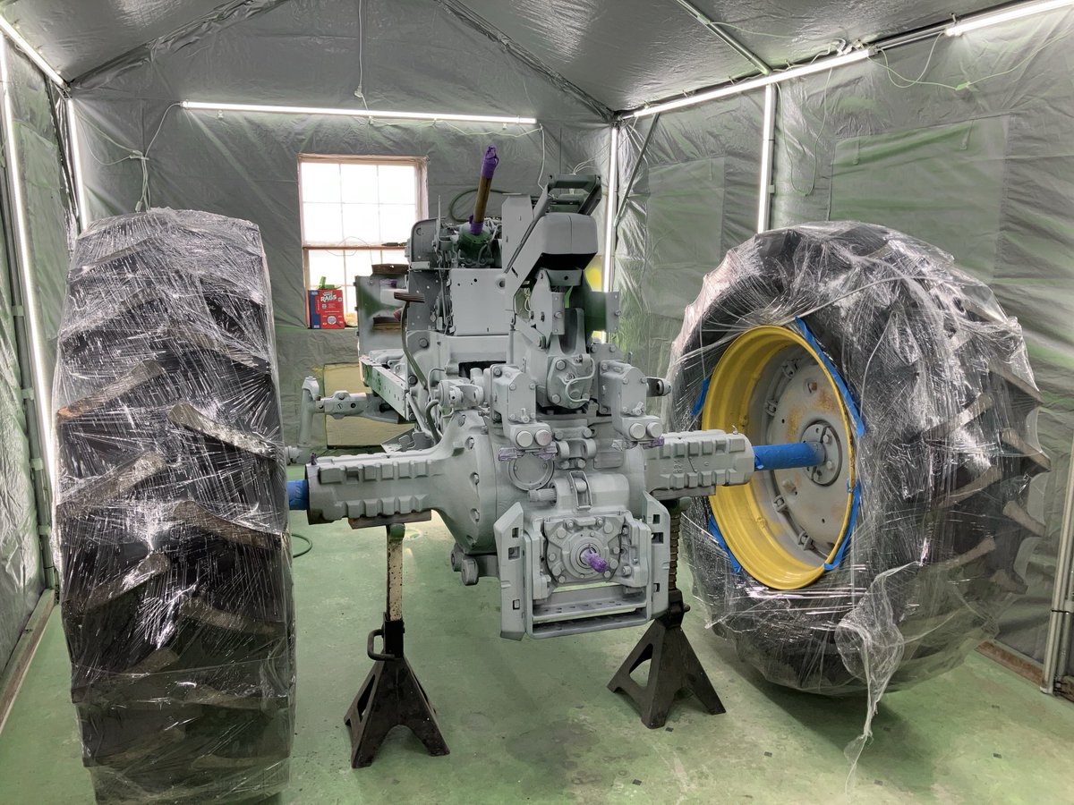 jev4320's tweet image. Shrink wrap is a great thing. Rims and hubs be yellow tomorrow