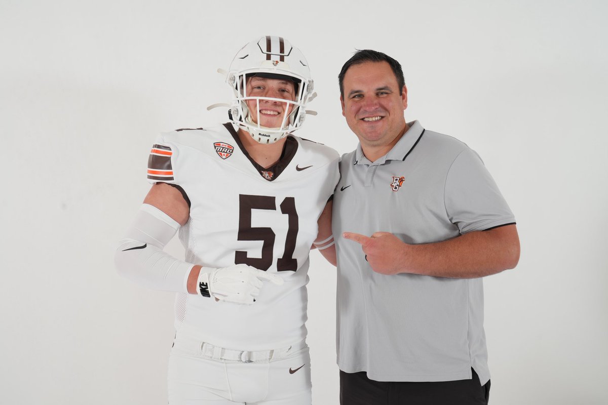 Pete Pendergest (@petependergest) on Twitter photo Thank you <a href="/BG_Football/">BGSU Football</a> for the hospitality this weekend for my OV. Had a great time!! #AyZiggy
<a href="/CoachGregNosal/">Greg Nosal</a> <a href="/BruceSJohnson/">Bruce S Johnson</a> <a href="/CamdenDietz/">Camden Dietz</a> <a href="/BHSfootball4/">@BHSfootball</a> <a href="/TylerSmithFB/">Tyler Smith</a> Thank you <a href="/BG_Football/">BGSU Football</a> for the hospitality this weekend for my OV. Had a great time!! #AyZiggy
<a href="/CoachGregNosal/">Greg Nosal</a> <a href="/BruceSJohnson/">Bruce S Johnson</a> <a href="/CamdenDietz/">Camden Dietz</a> <a href="/BHSfootball4/">@BHSfootball</a> <a href="/TylerSmithFB/">Tyler Smith</a>
