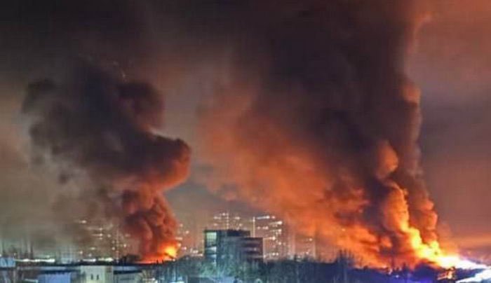 Для ноющих россиян, которые вне политики и не понимают «за что?», на фото украинские города после российских атак каждую ночь!