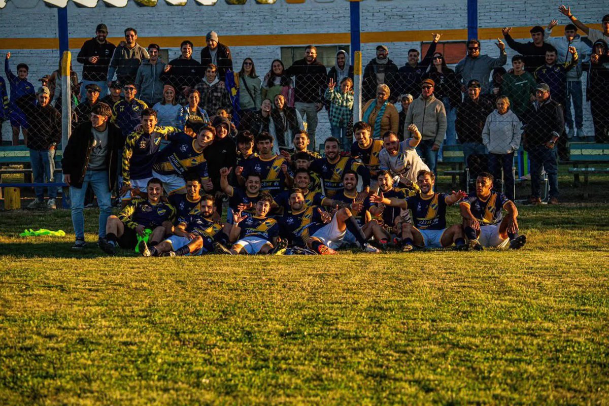 ACA SAN RAFAEL 

Partizado y clasificación de los pibes.. 

Segundo año consecutivo pasando a siguiente fase, dejando bien representada a nuestra gente, nuestro pueblo y nuestra liga. 

ACÁ SAN RAFAEL, ACÁ EL CAMPEÓN EN TODAS LAS LIGAS.