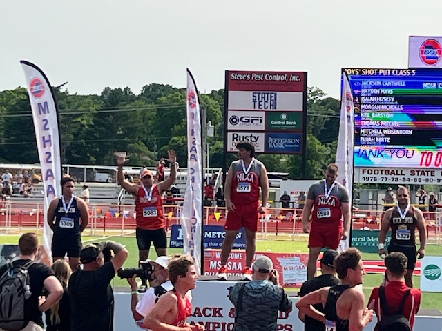 BOOM!!! Congrats to Isaiah who hit a PR throw on his 3rd attempt to finish 3rd in the Class 5 Boys Shot Put!!! Thanks to MSHSAA for the photo!