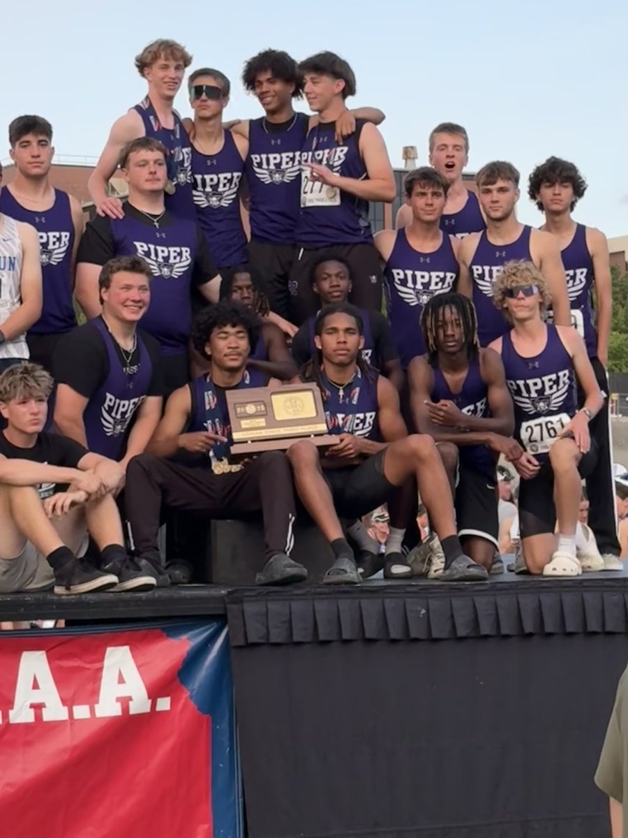 Piper_Track's tweet image. Everyone that went on this trip contributed in different ways big and small. It’s not just the point scorers but it’s the culture and atmosphere that everyone on the team created that helped us accomplish this milestone!