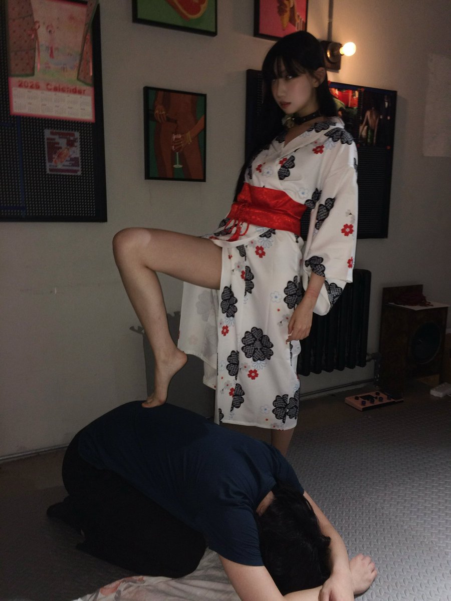 小狗都跪下了哟