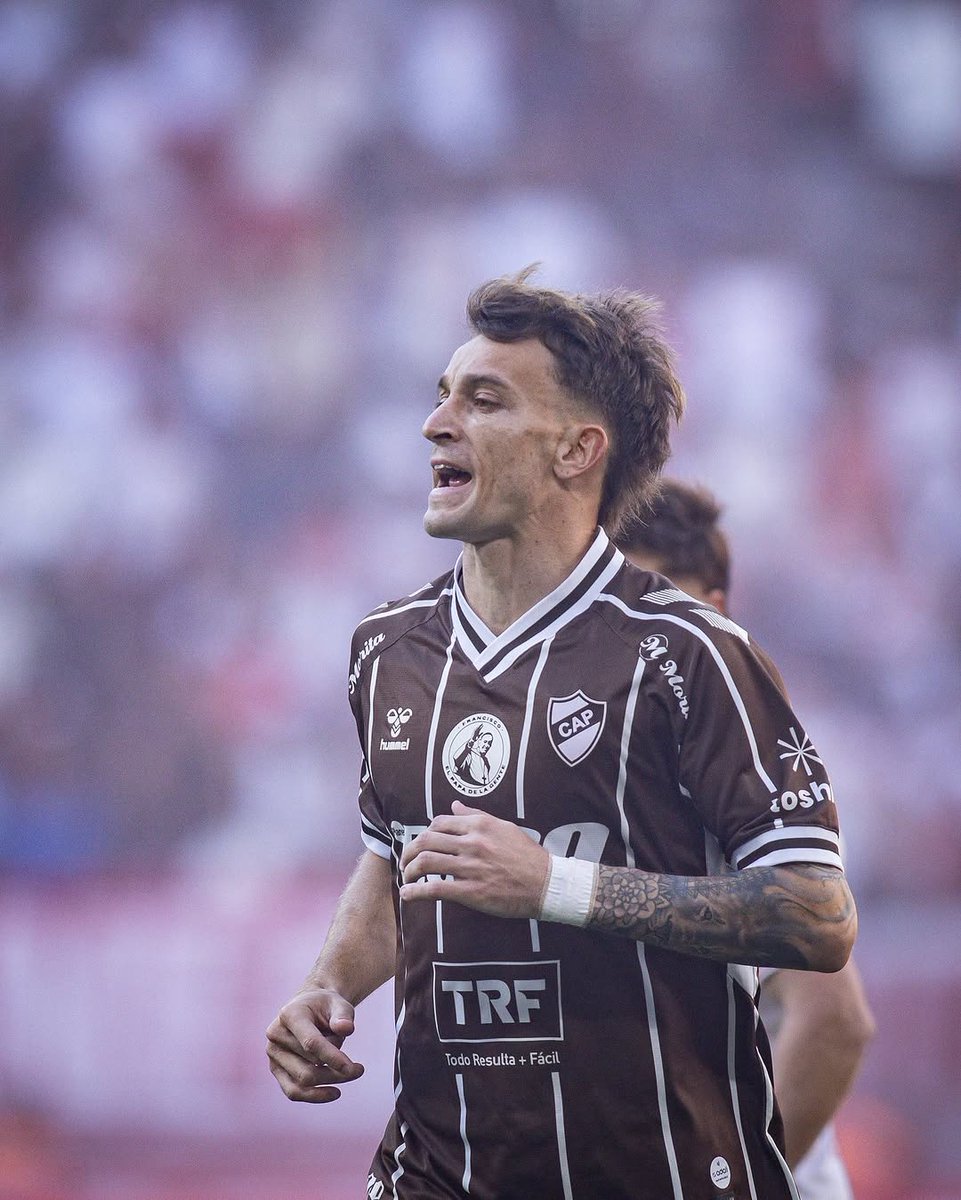 Gol de Platense!!! Mainero pone el 1️⃣-0️⃣ tras un tiro libre realizado por Taborda

📷: <a href="/caplatense/">Club Atlético Platense</a>