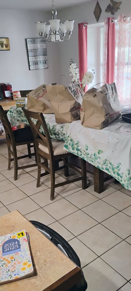 Celebrating 25 years of retirement from US army with Red Lobster doordash