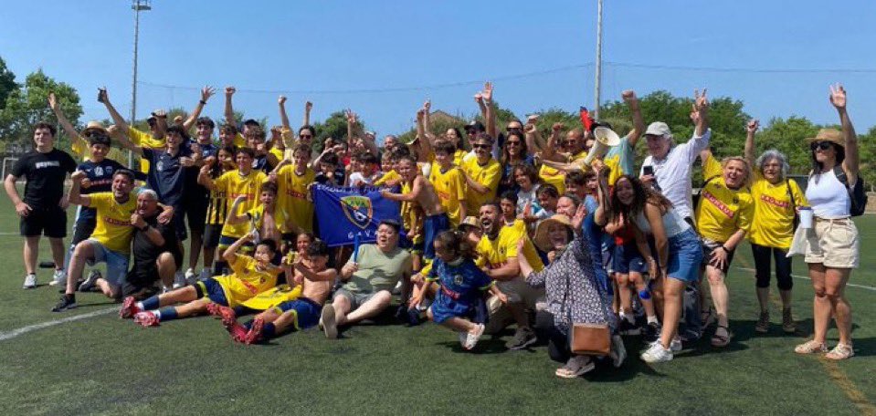 cfgavaoficial's tweet photo. FUTBOL BASE |

El nostre Infantil A s’ha proclamat campió de lliga després de fer una grandíssima temporada. Enhorabona, equipàs! ❤️💙

I el nostre Aleví A disputarà la promoció d’ascens.

#SentimentBlaugrana https://t.co/yDJ7TJ8g1B