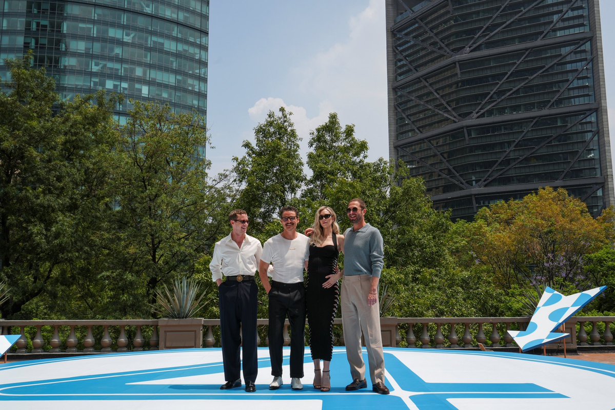 ‘THE FANTASTIC FOUR: FIRST STEPS’ cast for their photo call in Mexico City today.

(📸: Cristopher Rogel Blanquet/Getty Images)
