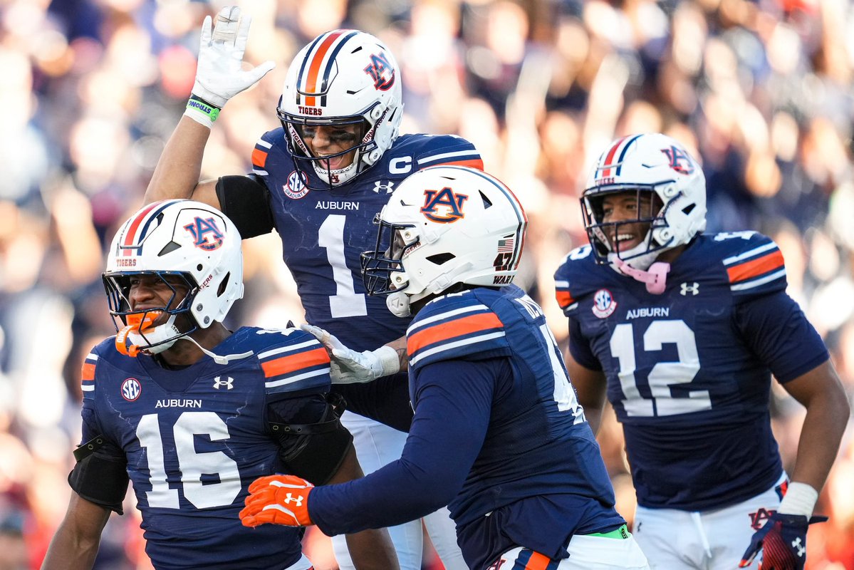 Deshawn Hall (@1take_d33) on Twitter photo Beyond Blessed to receive a offer from
the University of Auburn🏈
<a href="/AuburnFootball/">Auburn Football</a> <a href="/CoachDavisWR/">Marcus Davis</a> <a href="/mauricejharris/">Maurice Harris</a> <a href="/CoachHSmith_/">Heskin Smith</a> <a href="/bobbycarr11/">Bobby carr</a> <a href="/TheJustinAlbert/">Coach Albert</a> <a href="/PrattvilleFB/">Prattville Lions Football</a> Beyond Blessed to receive a offer from
the University of Auburn🏈
<a href="/AuburnFootball/">Auburn Football</a> <a href="/CoachDavisWR/">Marcus Davis</a> <a href="/mauricejharris/">Maurice Harris</a> <a href="/CoachHSmith_/">Heskin Smith</a> <a href="/bobbycarr11/">Bobby carr</a> <a href="/TheJustinAlbert/">Coach Albert</a> <a href="/PrattvilleFB/">Prattville Lions Football</a>