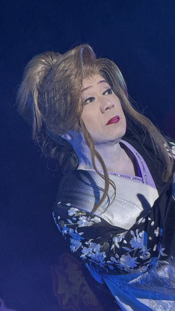 琵琶湖座
椿裕二