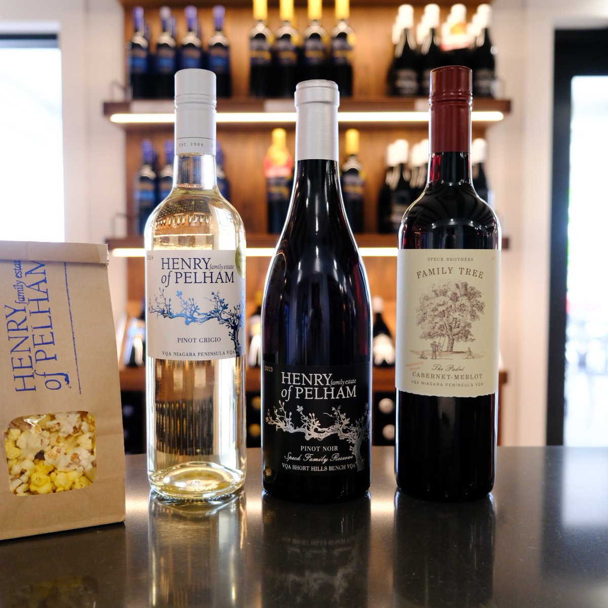 June is here and so is our Feature Flight! Join us this month for our classic Pinot Grigio, Speck Family Pinot Noir and Family Tree Wine 'The Padré' Cabernet-Merlot. All paired with our buttery popcorn. Learn more about our walk-in tastings here: bit.ly/3khyQmq