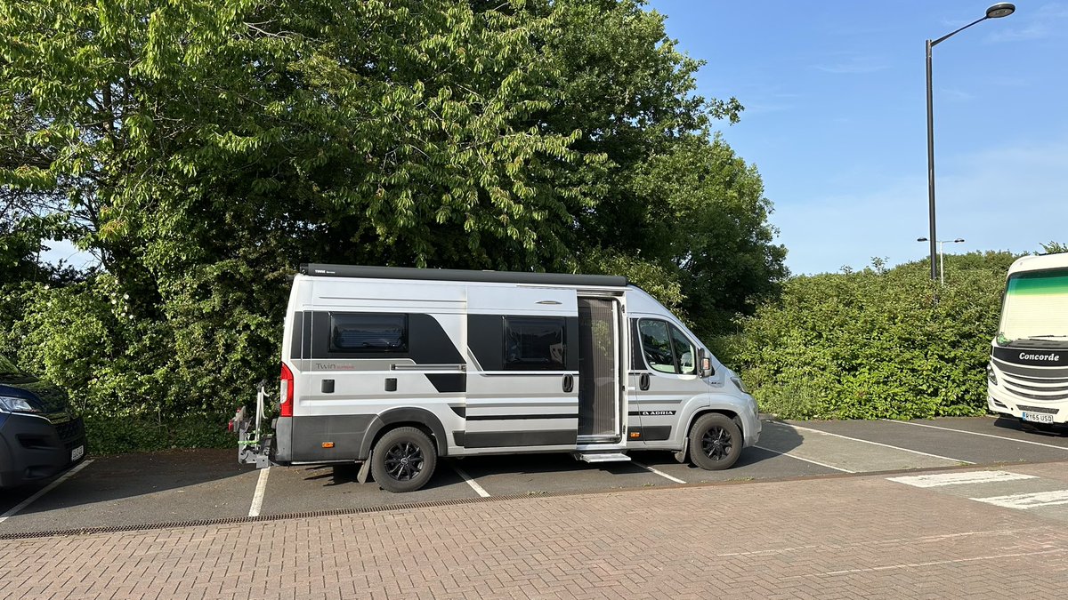 First time at the aire on the Canterbury P&amp;R, heading to #France for around 2 weeks, maybe Brittany for the first time in 22 years! 👍😀🚐