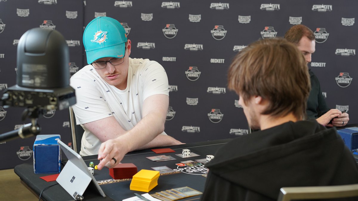 SCGCON's tweet photo. Hunter Ovington (Gruul Broodscale) advances to the finals at Magic Spotlight: Secret Lair! 📰

See all the action LIVE from #SCGINDY!

https://t.co/kwntyPpZYh
https://t.co/csq86Cu9az

#SpotlightSecretLair https://t.co/7a8Cz37IFx