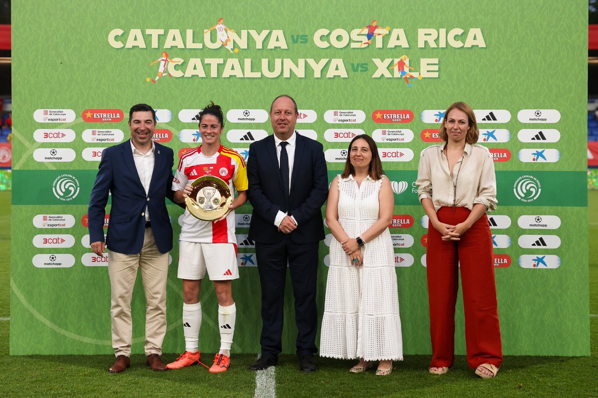 🗞️ Caràcter i orgull de Catalunya en la derrota contra Xile

⚽️ Catalunya 2️⃣-3️⃣ <a href="/LaRoja/">Selección Chilena</a> 

👏🏻 Moltes gràcies pel suport, afició ❗️ 

🔗📸🎥 Tot a fcf.cat/noticia/caract…

❤️‍🔥 #SeleccionsCAT