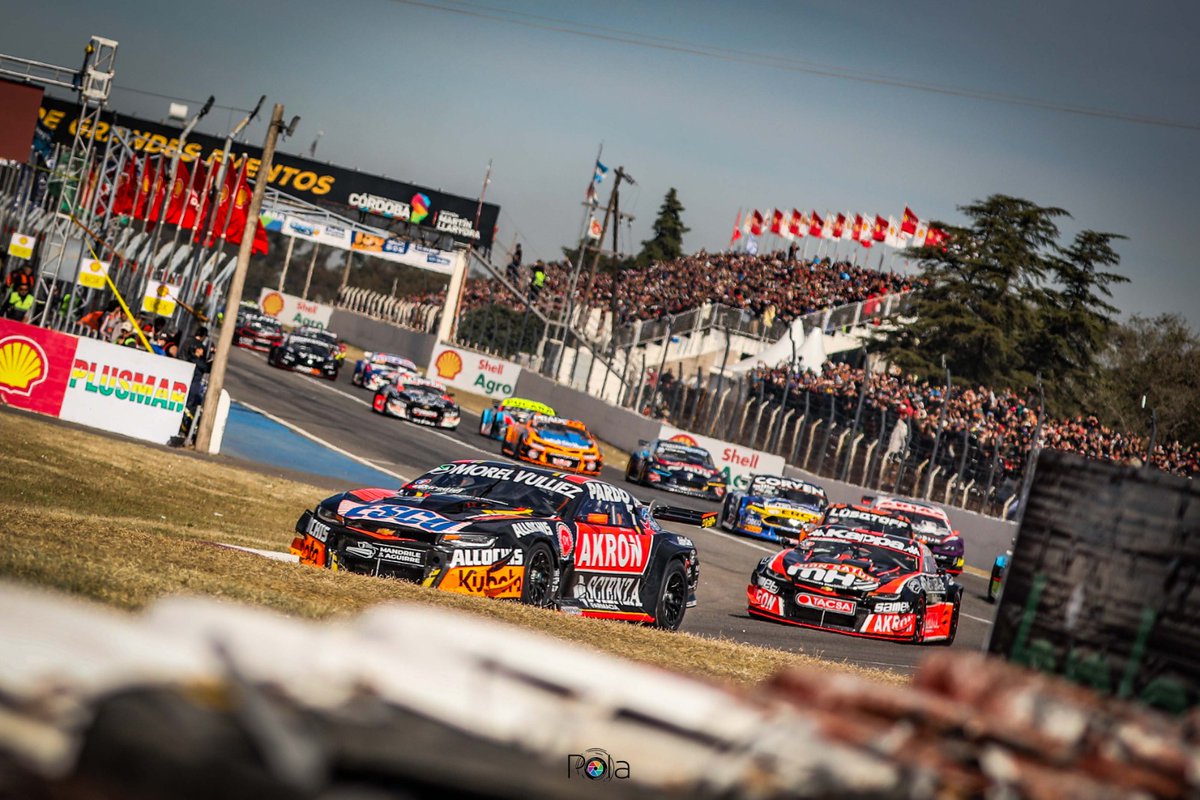 Abran Paso La 15 (@abranpasola15) on Twitter photo Dos tanque de guerras contra todos @valentin.aguirre133 <a href="/AgustinCanapino/">Agustín Canapino 🇦🇷</a> 🐐🏁 #la15chevrolet #abranpasola15 #estoeschevrolet #siempretevoyalentar #ayerhoysiempre #somosnosotros #chevrolet #pasión #argentina🇦🇷 <a href="/DamianBarisch/">Damian Barischpolski</a> 📸💣💥 Dos tanque de guerras contra todos @valentin.aguirre133 <a href="/AgustinCanapino/">Agustín Canapino 🇦🇷</a> 🐐🏁 #la15chevrolet #abranpasola15 #estoeschevrolet #siempretevoyalentar #ayerhoysiempre #somosnosotros #chevrolet #pasión #argentina🇦🇷 <a href="/DamianBarisch/">Damian Barischpolski</a> 📸💣💥