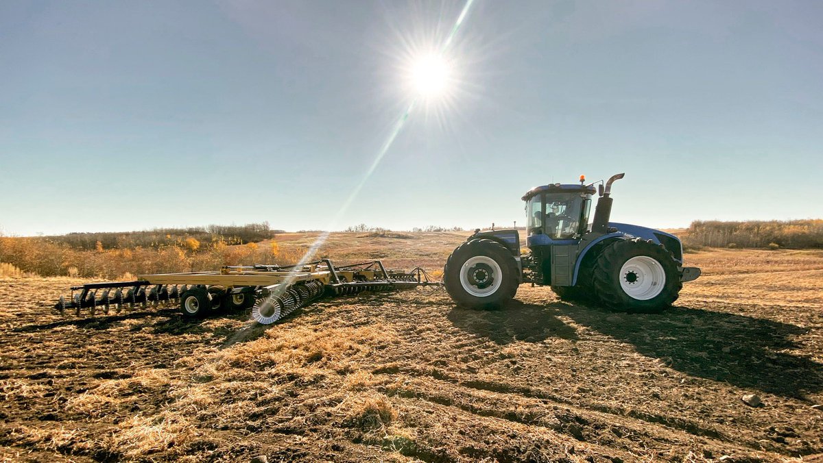 Tag a Friend Who Needs One of These in Their Field 

#kellobilt #kellobiltdisc #CanadianMade #tillage #agriculture #offsetdiscs #tandemdiscs #discripper #disc #discblades