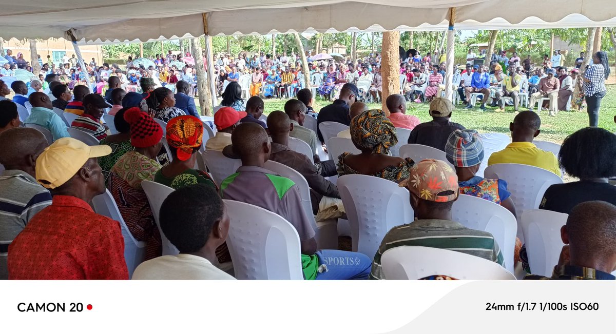 Umurenge wa Gashora - Akarere ka Bugesera (@gashorabugesera) on Twitter photo Abadepite kandi bahuye n'abaturage munteko mu kagali ka #Ramiro,Abaturage baganirizwa k'ubumwe bw'Abanyarwanda,Kwirinda amakimbirane,kwivana mu bukene biteza imbere.<a href="/BugeseraDistr/">Bugesera District</a> ,<a href="/RwandaEast/">πππ¬πππ«π§ ππ«π¨π―π’π§ππ | ππ°ππ§ππ</a> Abadepite kandi bahuye n'abaturage munteko mu kagali ka #Ramiro,Abaturage baganirizwa k'ubumwe bw'Abanyarwanda,Kwirinda amakimbirane,kwivana mu bukene biteza imbere.<a href="/BugeseraDistr/">Bugesera District</a> ,<a href="/RwandaEast/">πππ¬πππ«π§ ππ«π¨π―π’π§ππ | ππ°ππ§ππ</a>