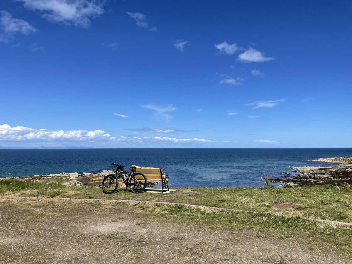 jxbruce's tweet image. Who needs the Caribbean 🥰🚲😎 Hopeman, Burghead, Findhorn